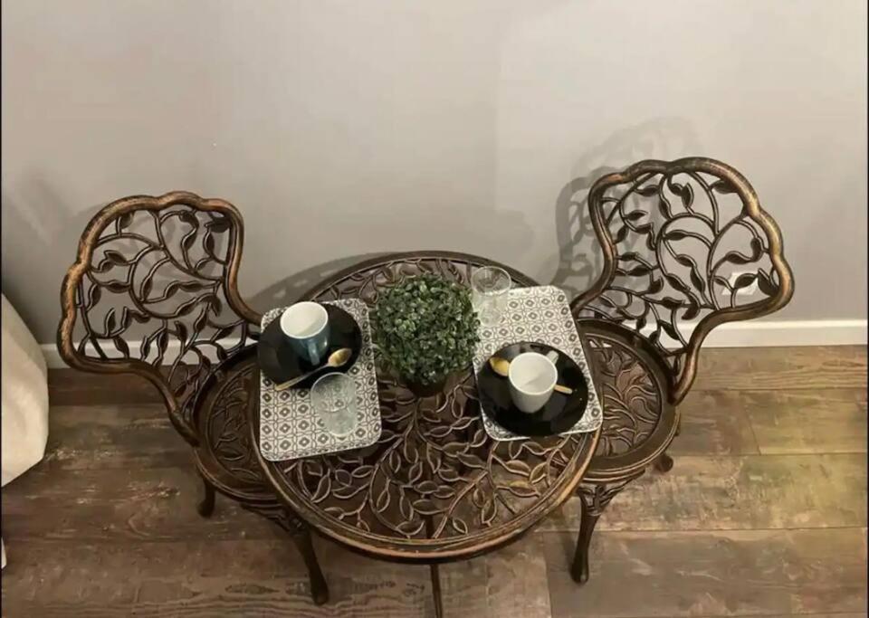 Orphelin Studio Avec Balneo Proche Centre Ville Reims Ngoại thất bức ảnh